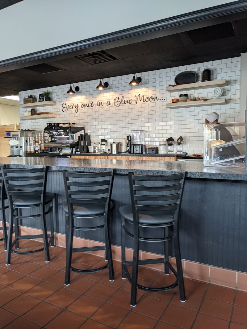 Gluten Friendly Lakeview Waffle