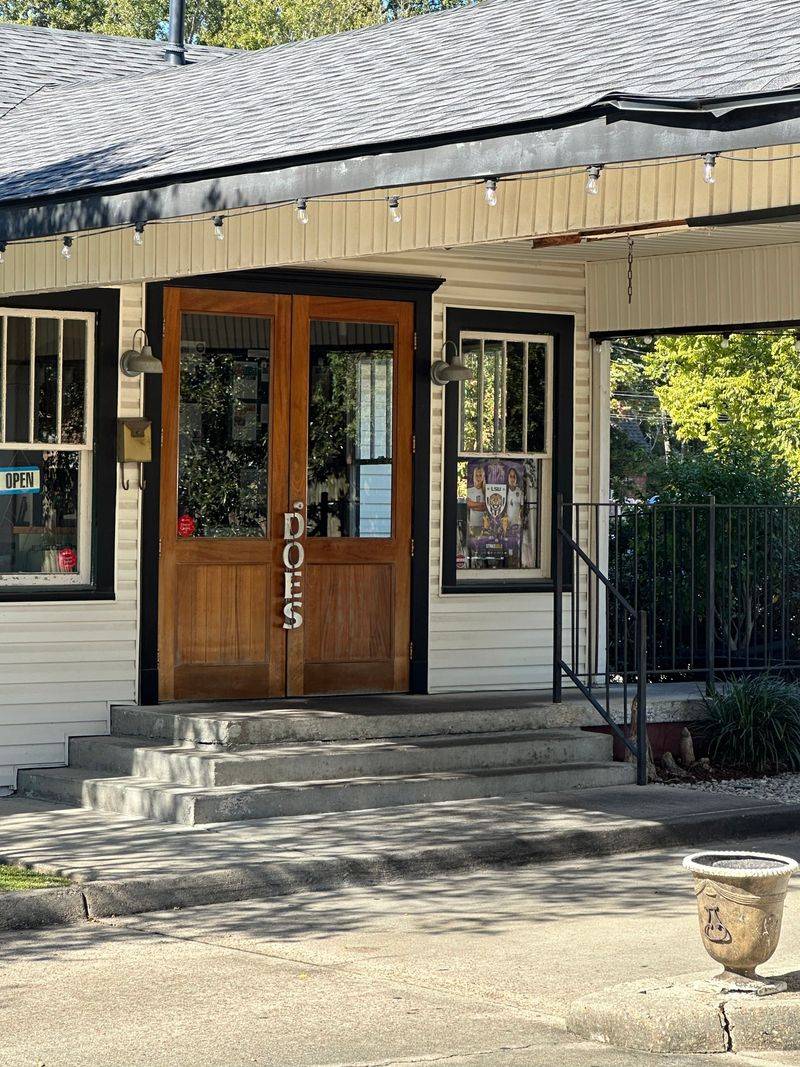 This Louisiana Steakhouse Serves Massive Porterhouse Steaks Locals Say Are Worth Sharing 15 The Building That Knows Its Job