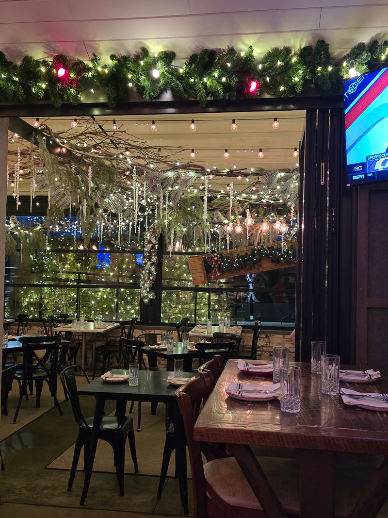 A Food Lover’s Tour of 50 Unusual and Unforgettable Spots Across America 31 Nicholas Barrel & Roost- Red Bank, New Jersey