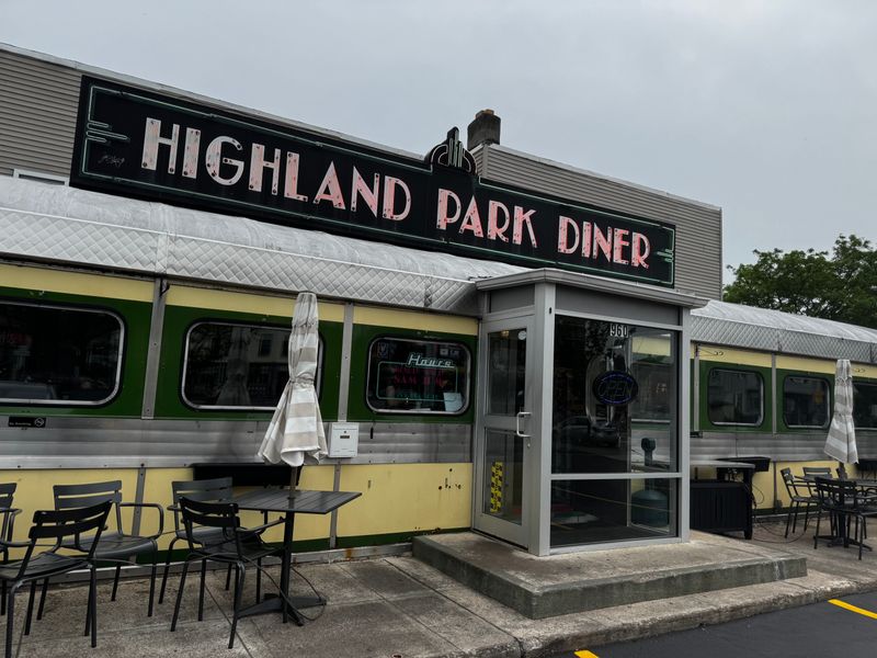 12 New York Small-Town Diners Where Every Booth Has a Story 11 Highland Park Diner - Rochester, New York