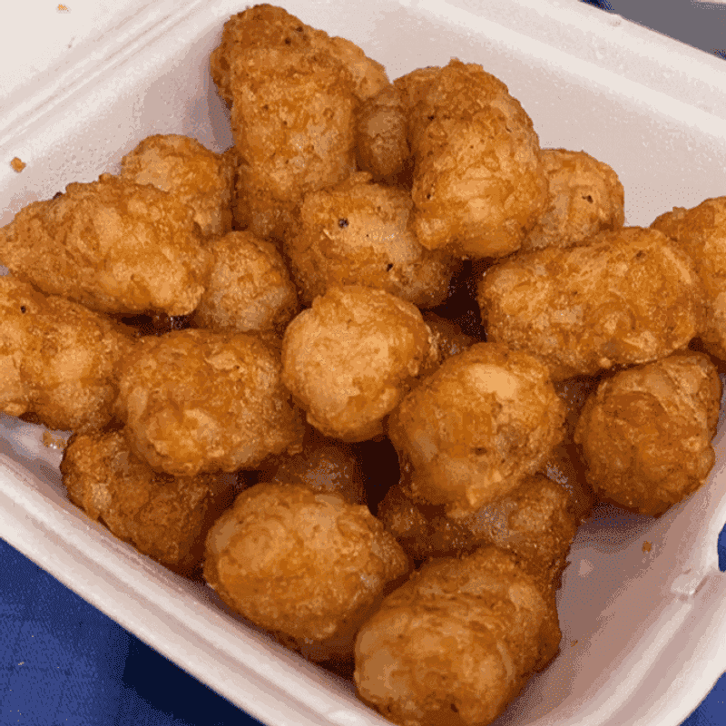 This Alabama Biscuit House Serves Sausage Gravy Locals Say Defines Southern Mornings 9 Tater Tots Sides Strategy