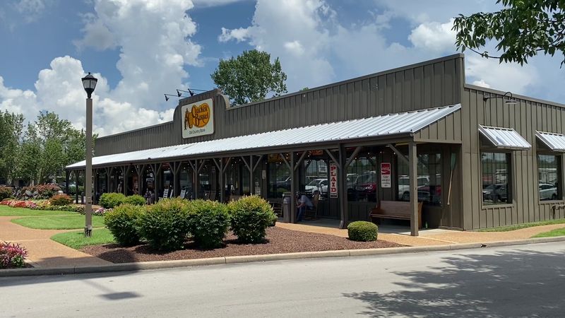 Cracker Barrel Old Country Store - Lebanon, Tennessee