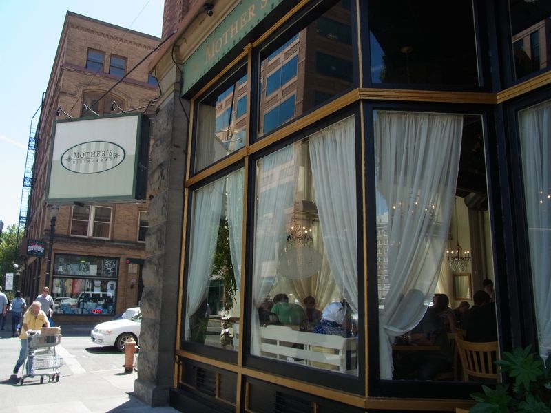 Mother’s Bistro & Bar – Portland, OR