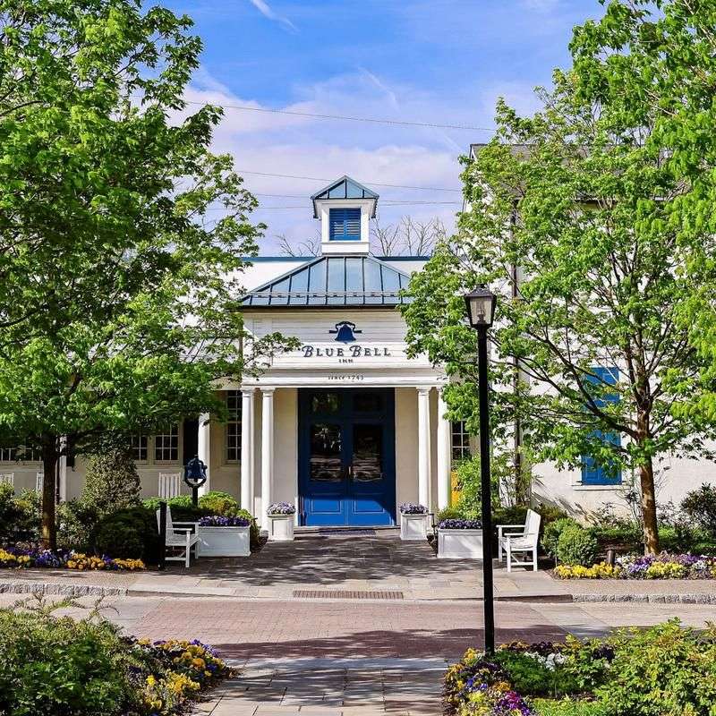 I Spent a Long Weekend Chasing 20 Small-Town Brunch Spots (6 Were Shockingly Affordable and Amazing) 16 Blue Bell Inn – Blue Bell, Pennsylvania