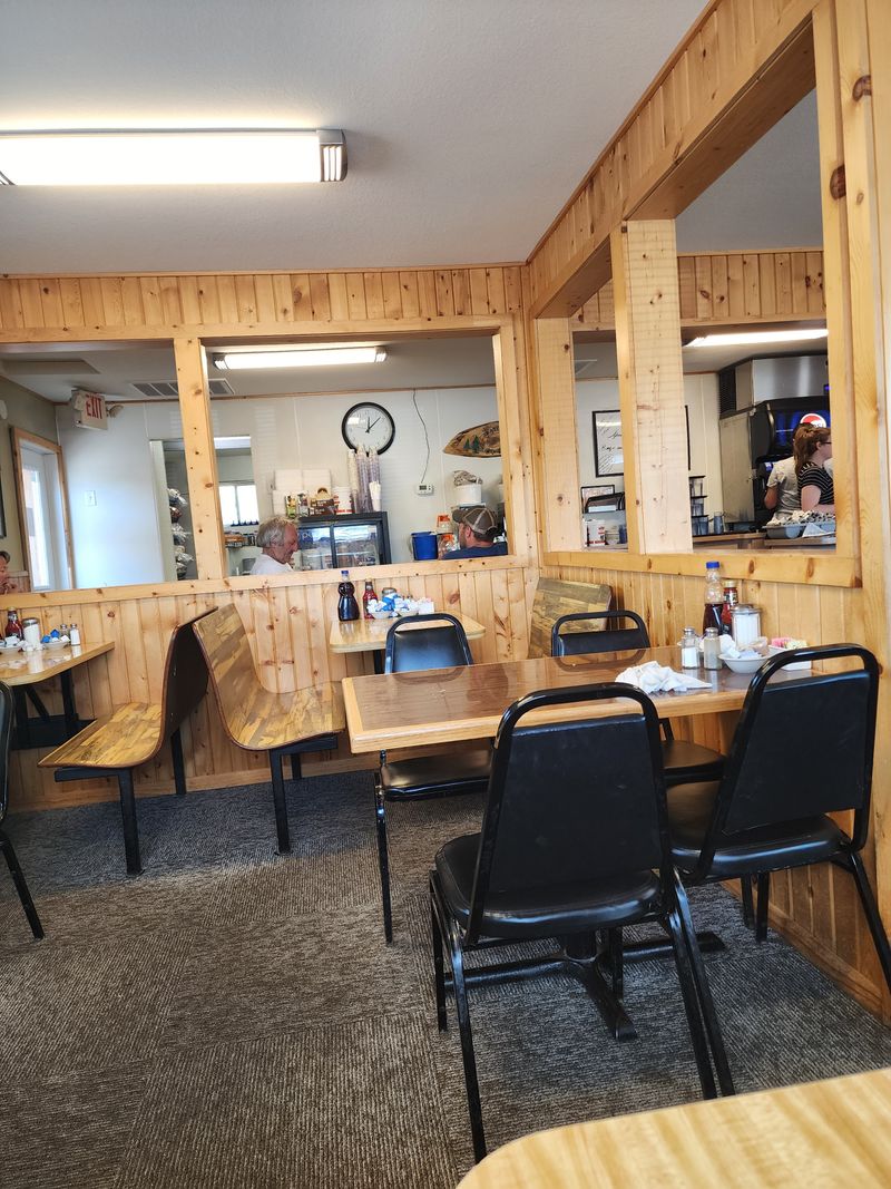12 Small-Town Cafés Across America Locals Swear Are Still the Best Deal in Town 16 Northwoods Cafe - Alexandria, Minnesota