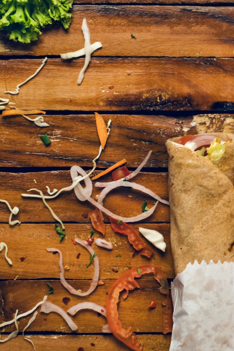 24 Cooking Habits That Make People Feel Like They’re Failing at Life 10 Messy kitchen