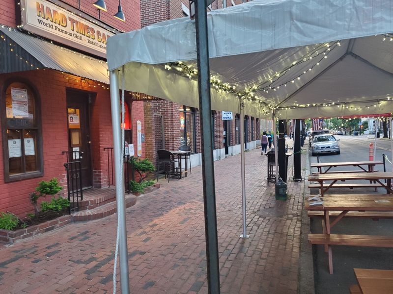 Hard Times Cafe – Alexandria, VA