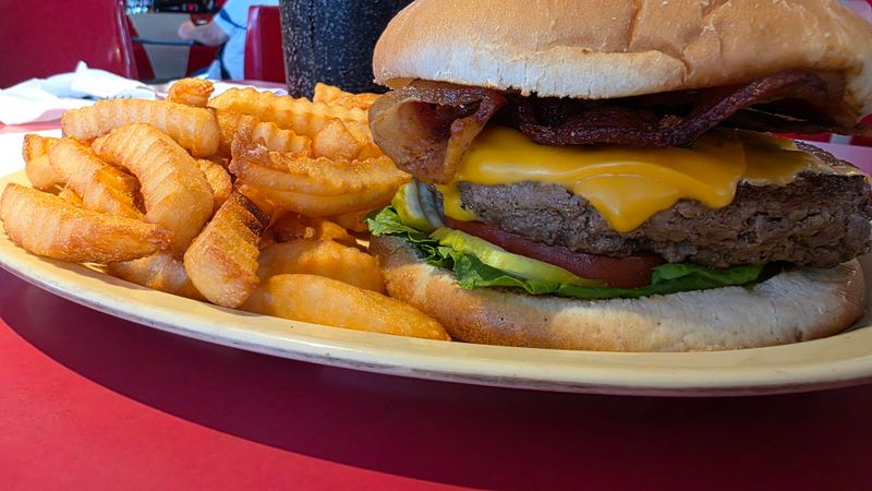 This Arkansas Family Restaurant Sells Out Of Pot Roast Nearly Every Evening 11 Burgers, From Simple To Stacked