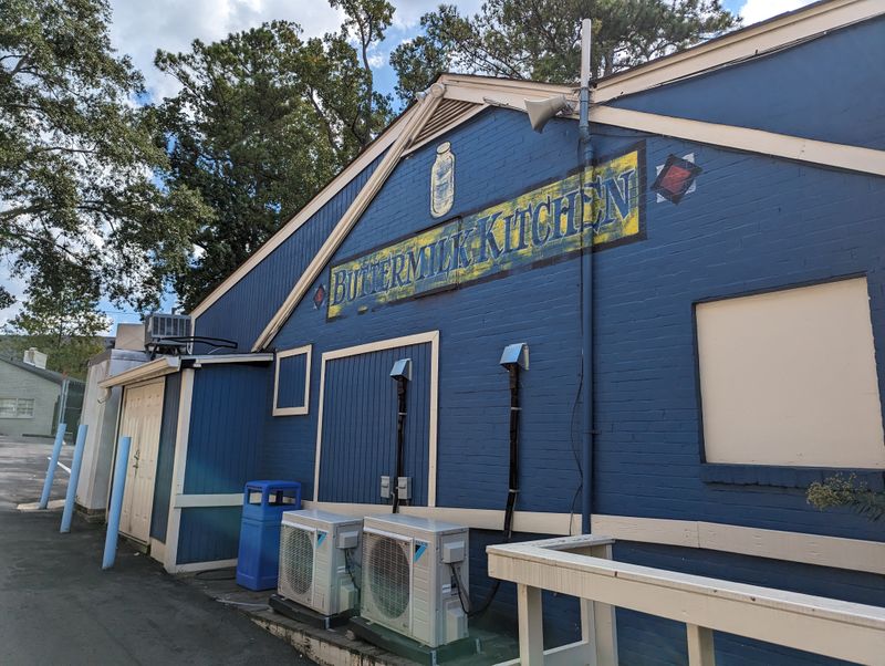 9 Georgia Biscuit Windows Where Mornings Start with Butter and Tradition 10 Buttermilk Kitchen - Atlanta, Georgia