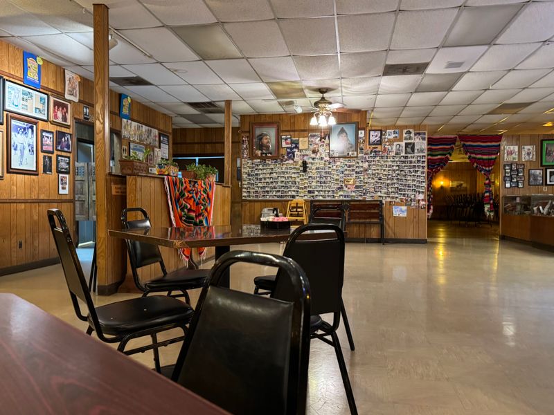 This Texas Family-Run Tamale House Serves Hand-Rolled Tamales Locals Have Loved Since The Early ’70s 10 Old School Vibes, Zero Pretense