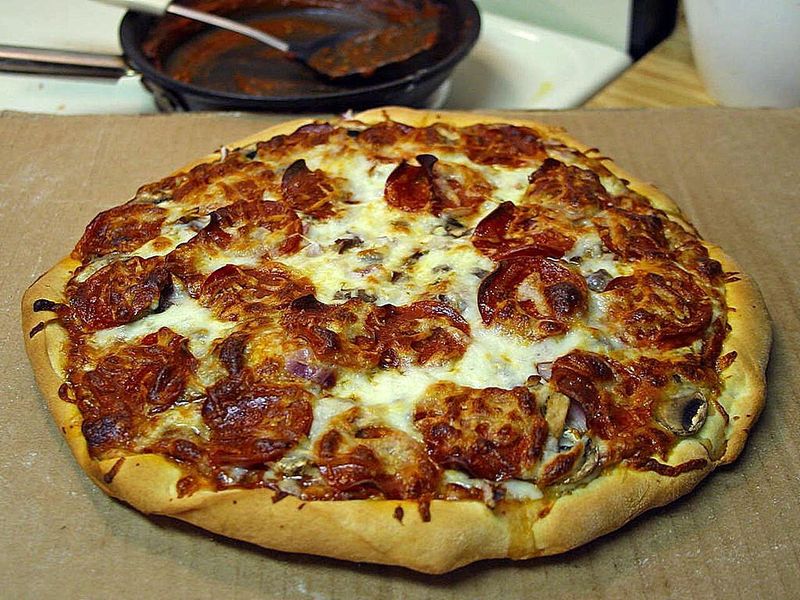 25 Grocery Store Items That Secretly Control People’s Diets 8 Frozen pizza