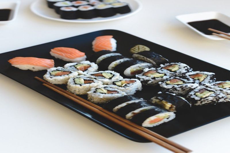 23 Foods That Instantly Reveal Someone’s Personality 16 Sushi plate