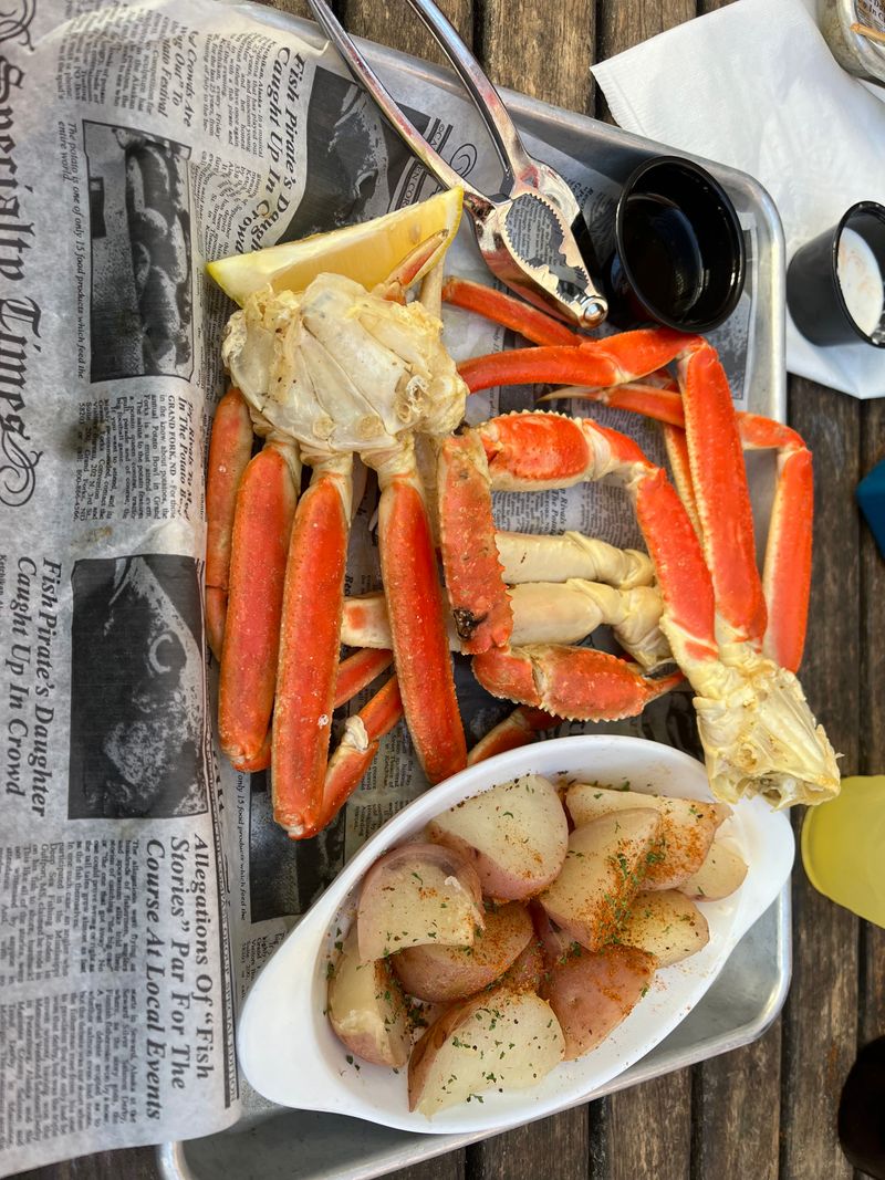 Oysters And Raw Bar Moments