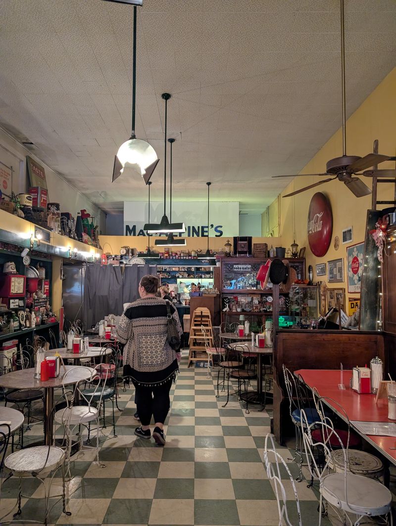 This Phoenix Drive-In Still Spins Shakes Locals Say Taste Exactly Like Their Childhood 9 The Reuben That Wins Lunch
