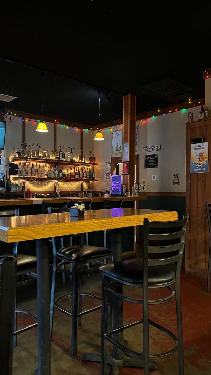 13 Homestyle Cafés Across America Where the Soup Pot and Biscuit Tray Never Really Empty 10 Corner Café - Flagstaff, Arizona