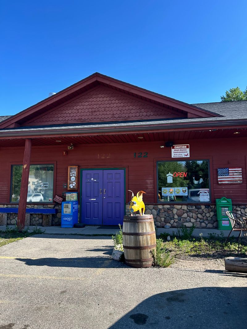 Mountain Lyon Cafe - Silverthorne, Colorado