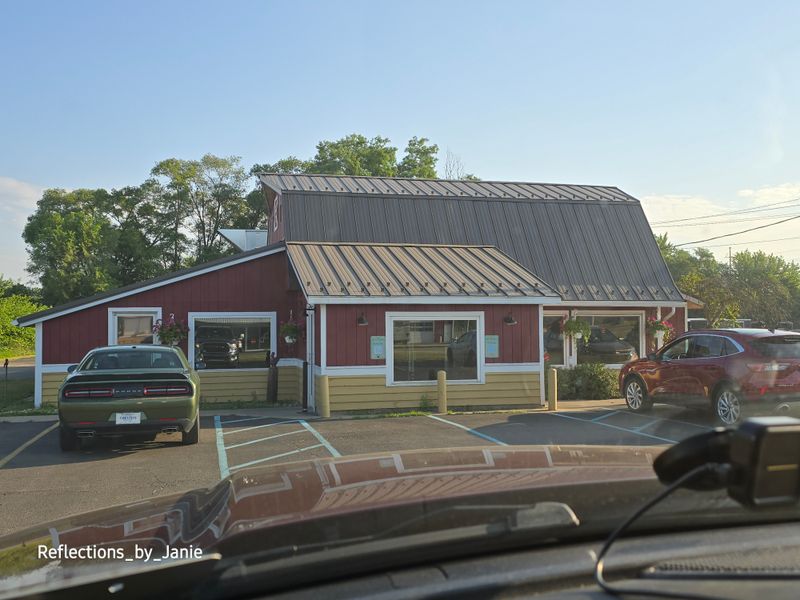 Country Table Restaurant - White Pigeon, Michigan