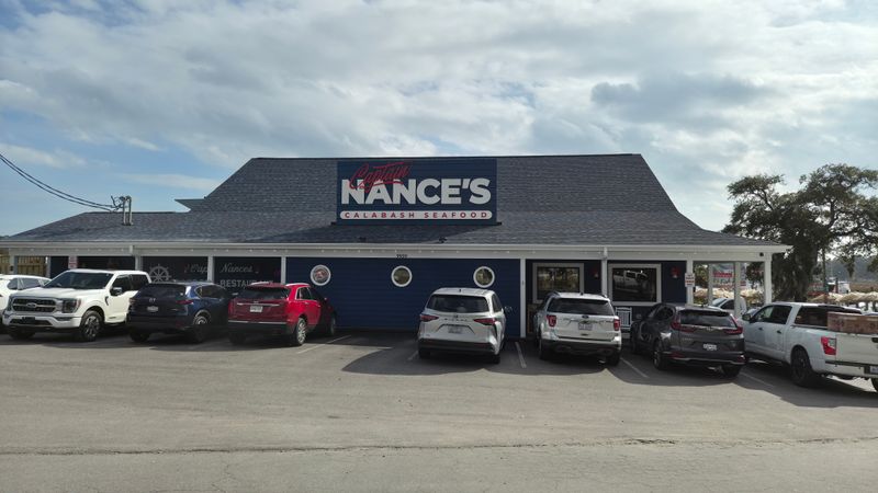 11 North Carolina Seafood Counters Where Hushpuppies Steal The Spotlight 7 Captain Nance’s Seafood – Calabash, NC