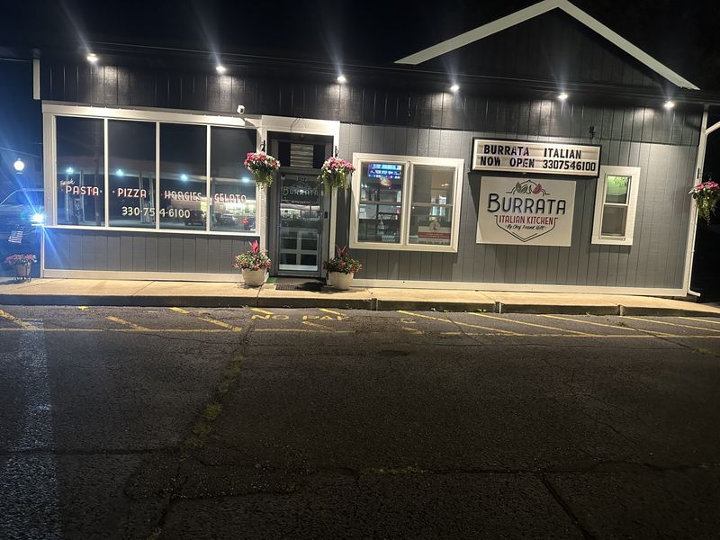 14 Ohio Italian Kitchens Where Saturday Reservations Disappear In Minutes 16 Burrata Italian Kitchen - Canton, Ohio