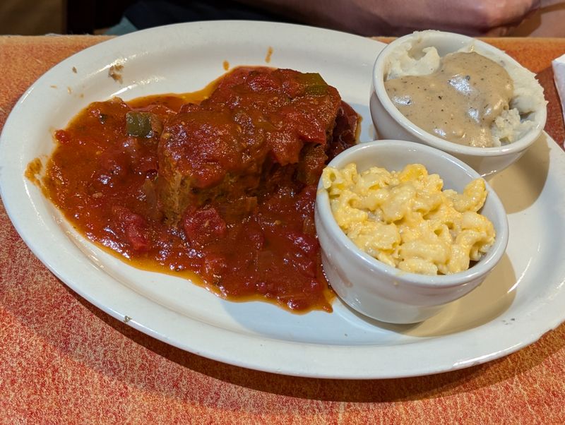 Meatloaf with Tomato Gravy