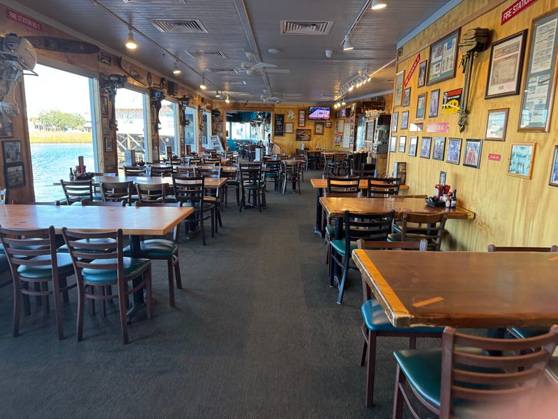 Family Friendly Vibes and Waterfront Views