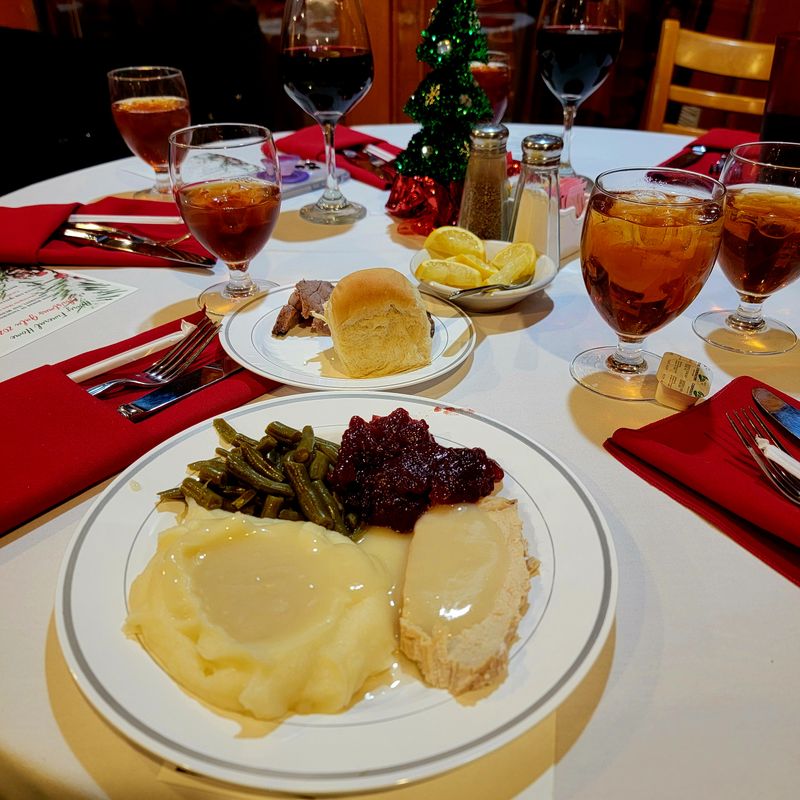 Meatloaf with Brown Gravy