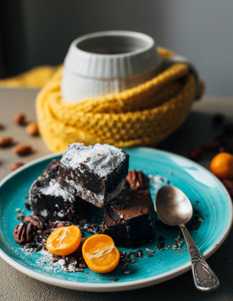 26 Over-the-Top Sweet Treats You’ll Crave at 2 A.M. 18 Winter Spice Chocolate Fudge Squares
