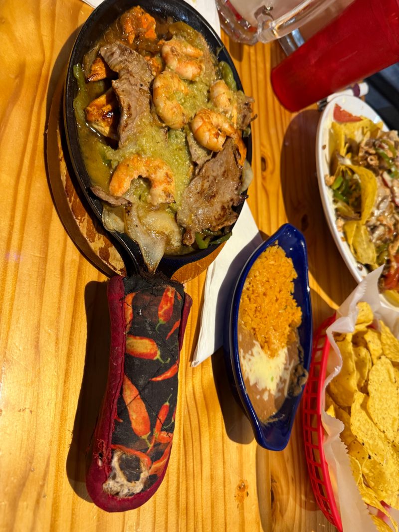 This Iowa Mexican Grill Serves Fajitas And Margaritas Locals Say Always Bring A Crowd 25 Service With Real Midwest Kindness