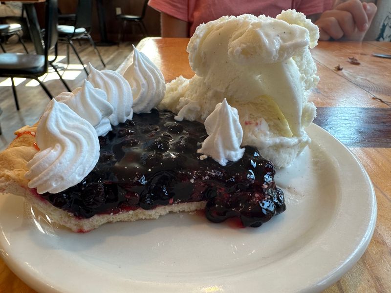 Steel Cut Oats With Huckleberries