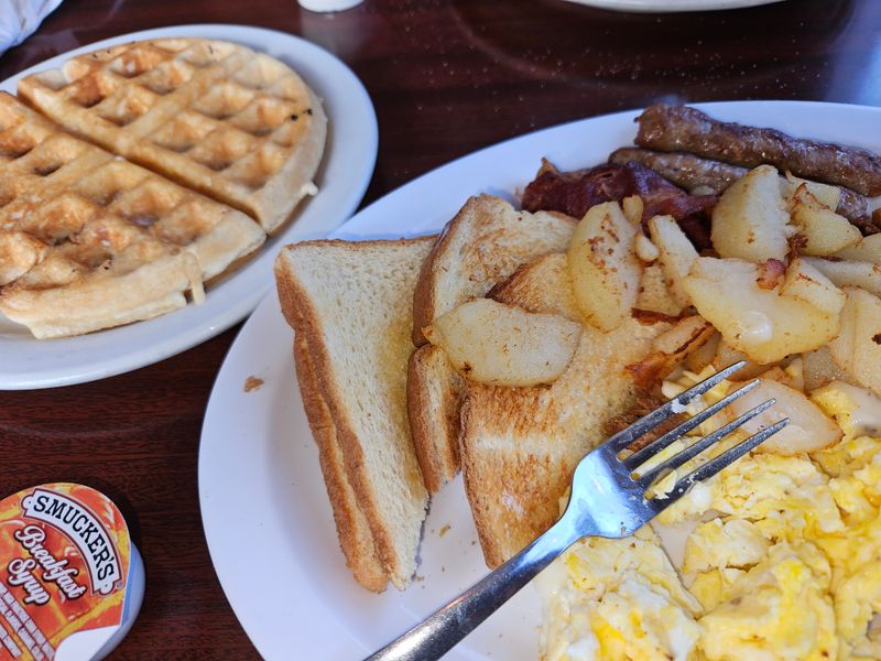 Veggie Skillet with Toast