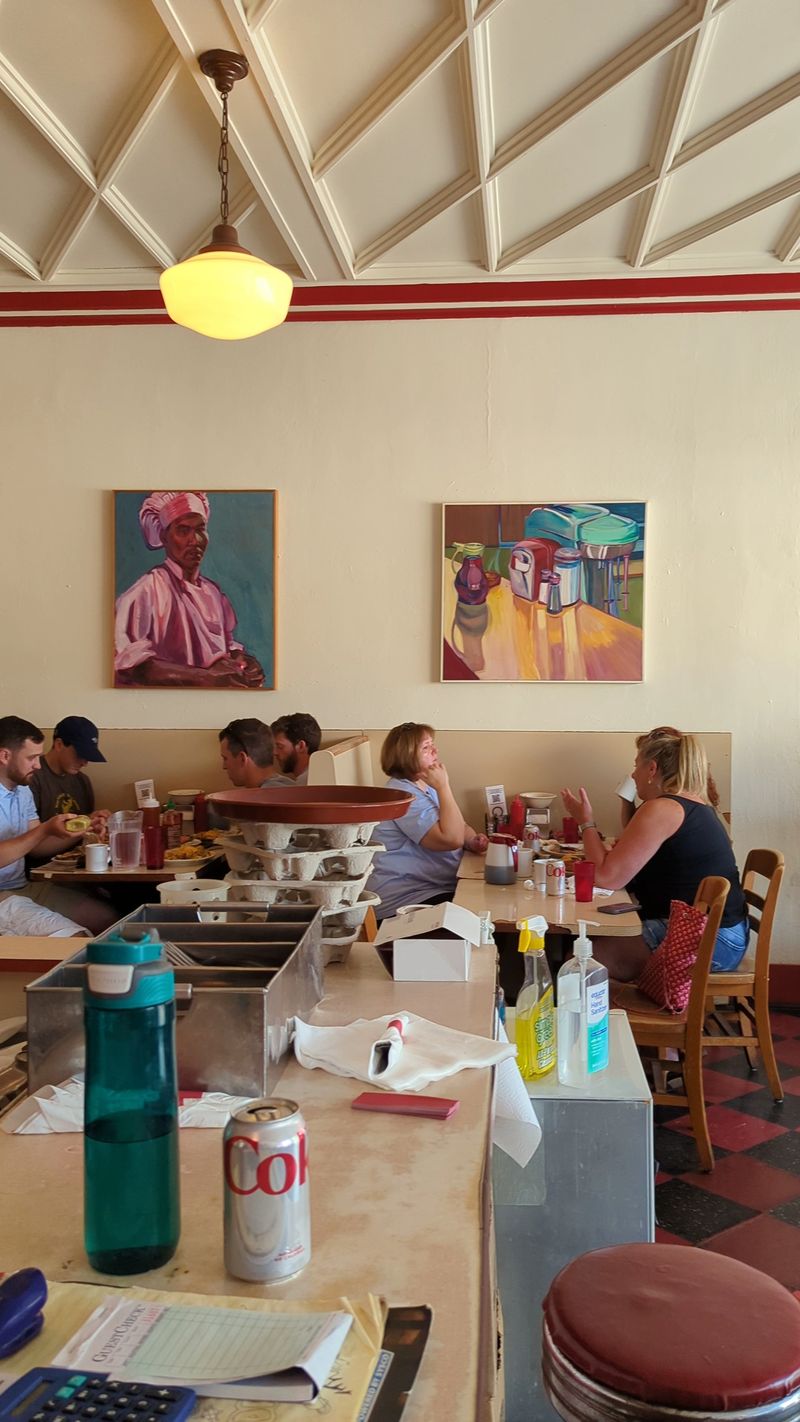 This Wisconsin Game-Day Diner Serves Scramblers And Pancakes So Big Locals Skip Lunch After Breakfast 11 Cash Only Heads-Up