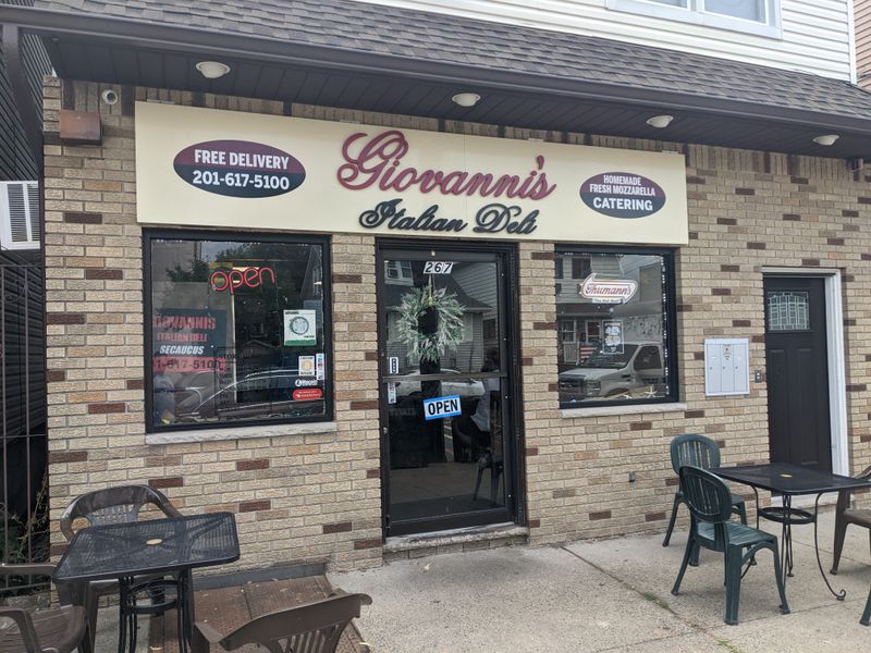 Ordering Tips and Lunch Rush Strategy