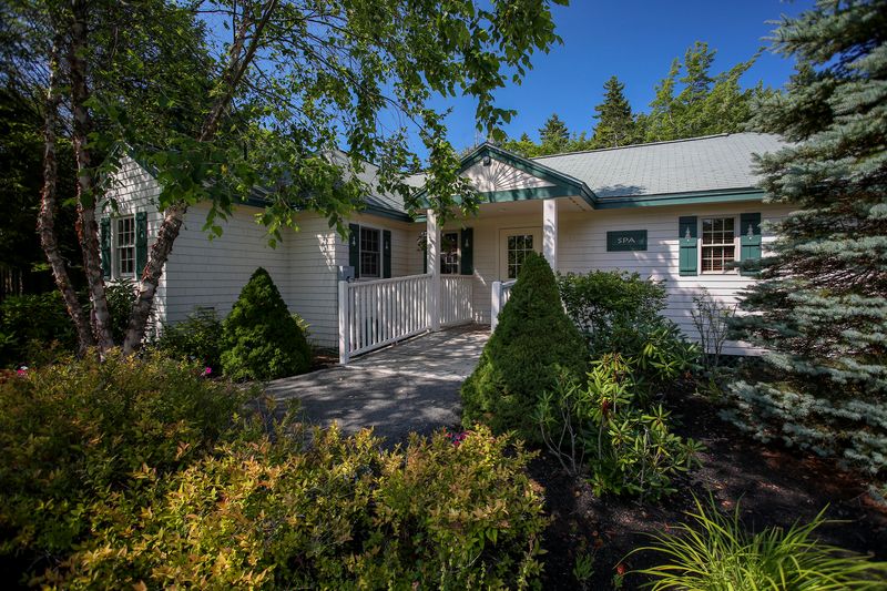 Spruce Point Inn Resort & Spa - Boothbay Harbor, Maine