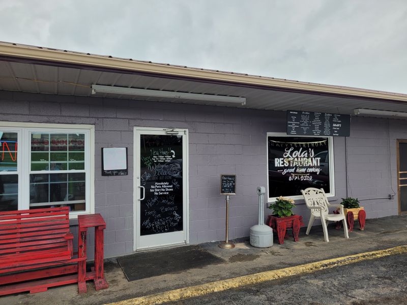Lola's Restaurant - London, Kentucky