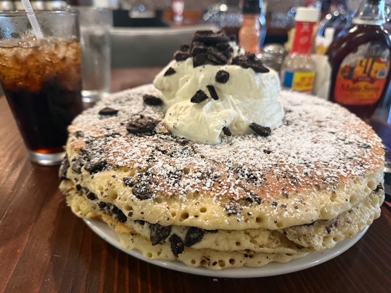 I Drove Across America to Taste 19 Pancake Stacks, and 5 Were Worth the Extra Syrup 16 The Griddle Cafe - Los Angeles, California
