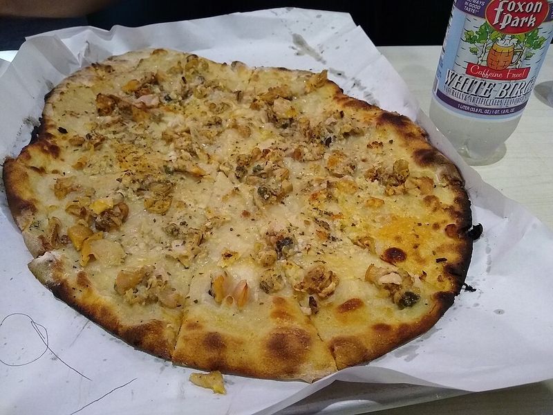 Connecticut: New Haven-Style Clam Pizza