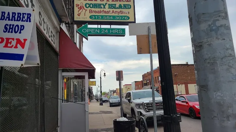 12 Michigan Coney Islands Where Chili Dogs Never Go Out Of Style 10 Duly’s Place – Detroit, MI