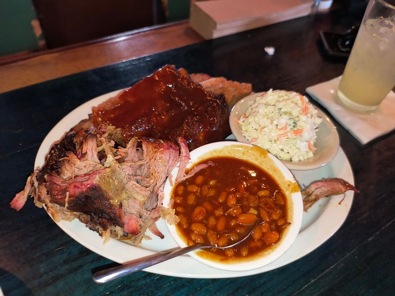 16 Virginia BBQ Counters Serving Pulled Pork So Tender It Barely Needs Sauce 15 County Grill & Smokehouse - Hampton, Virginia