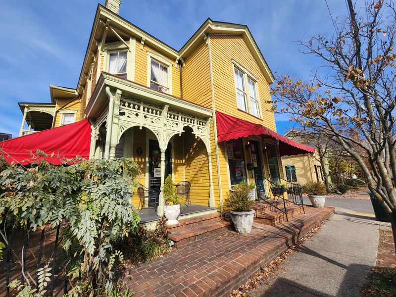 Stella’s Kentucky Deli – Lexington, KY