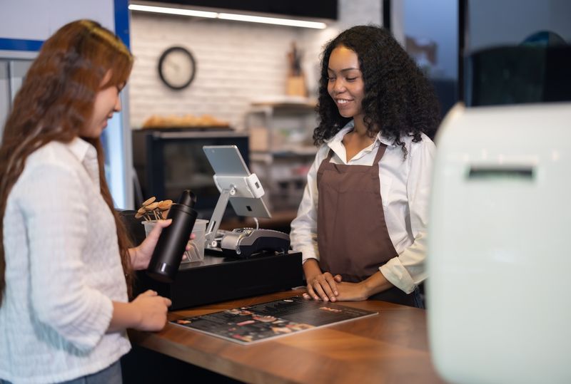 22 Restaurant Habits That Drive Servers Crazy 23 Special requests