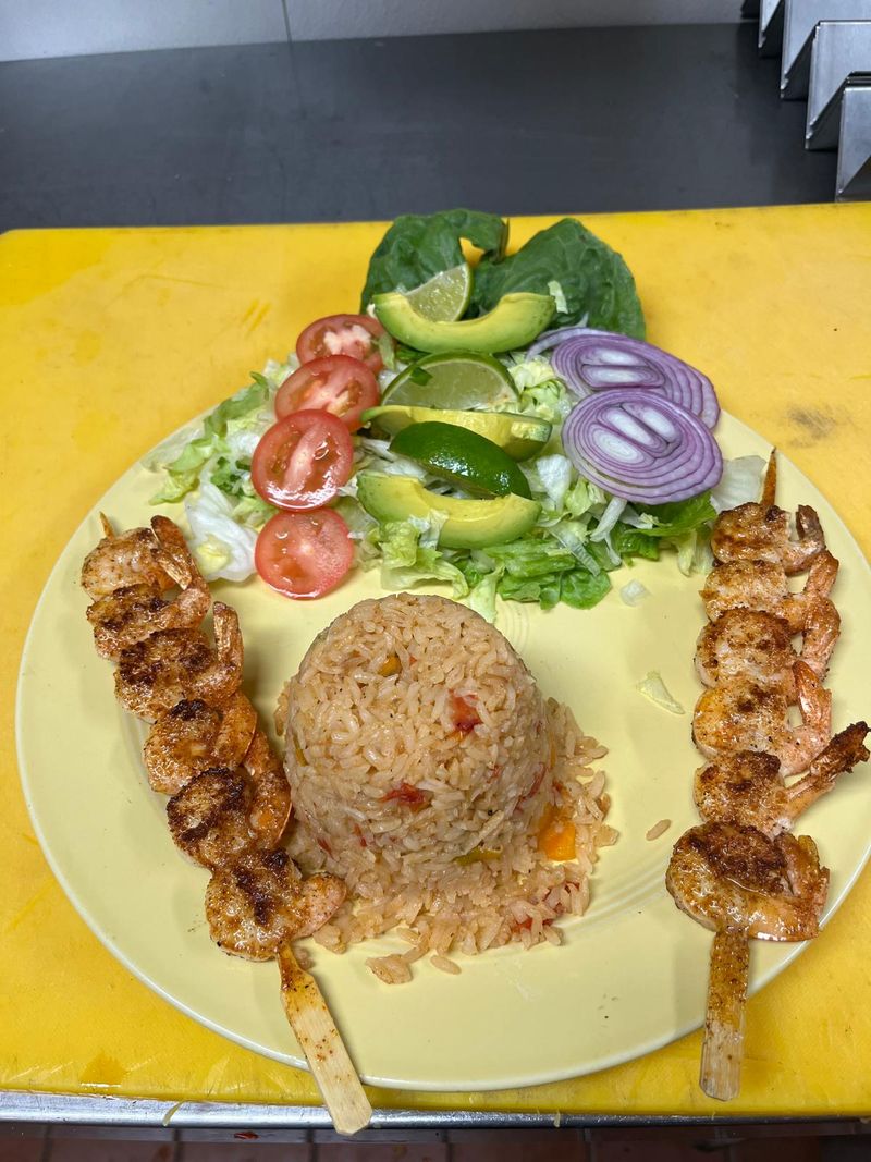 Sinaí Mexican Restaurant - Elkhart, Texas