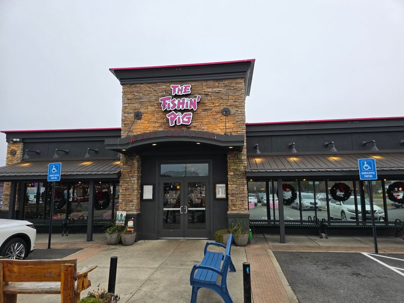 12 Old-School Diners Across America Where the Breakfast Special Hasn’t Changed in Years 13 The Fishin' Pig - Farmville, Virginia