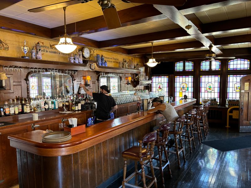 Why Visitors Feel Like Regulars