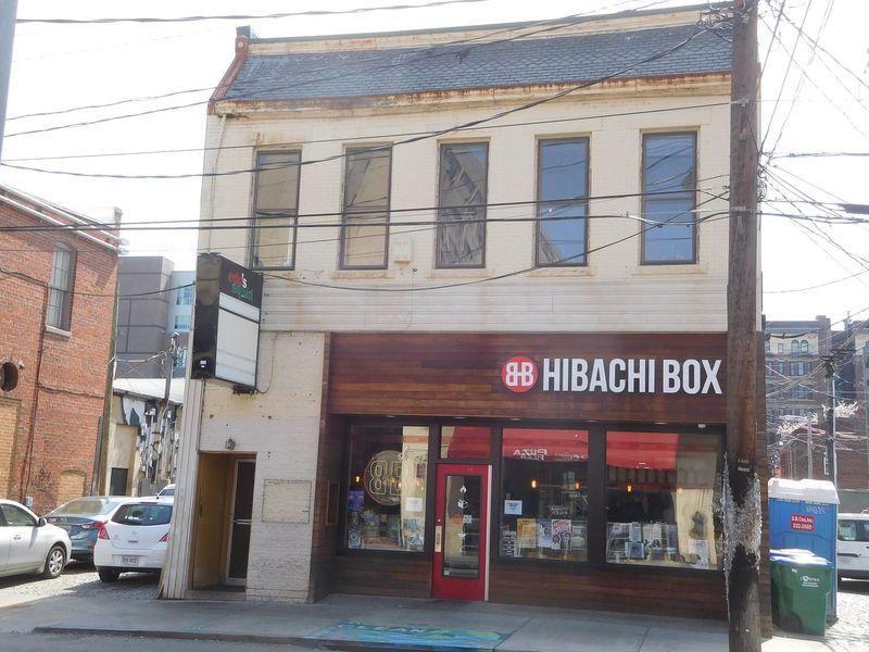 10 Family-Owned Italian Spots In Virginia That Could Pass For A Sunday At Nonna’s 8 Edo’s Squid