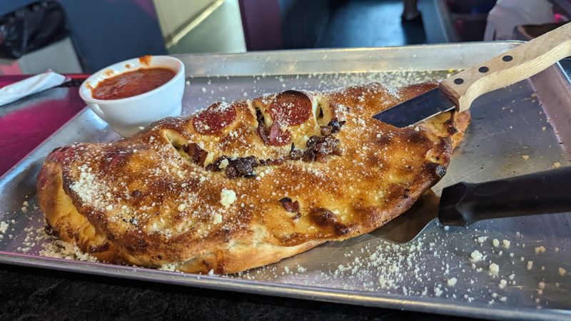 Signature Calzones Worth the Drive