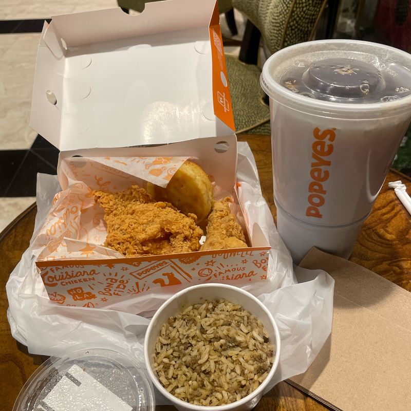 Food Pros Say These 19 Restaurant Chains Keep Quality Surprisingly Consistent 18 Popeyes Louisiana Kitchen - New Orleans, Louisiana
