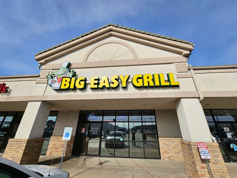 14 Missouri Fish Fry Windows Famous For Hot, Crispy River Catch 7 Big Easy Grill Restaurant - Springfield, MO