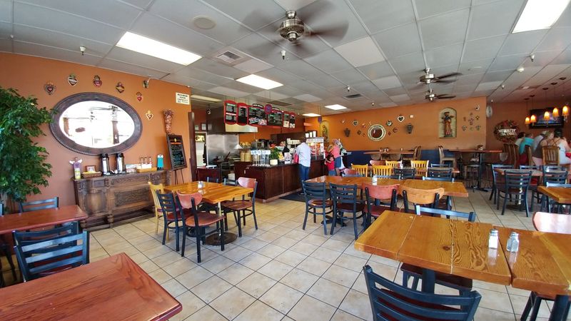 14 Burrito Counters Nationwide Rolling Green Chile Wraps Worth Every Mile 17 Burrito Factory – San Jose, CA