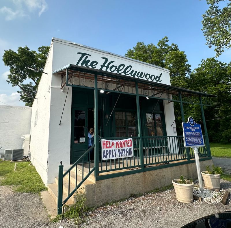 I Drove from Coast to Coast To Try 18 Chicken Fried Steak Plates (7 Deserved a Standing Ovation) 19 The Hollywood Cafe - Tunica Resorts, Mississippi