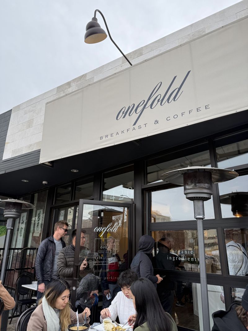 Line Etiquette and Timing